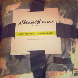 New Eddie Bauer Sherpa Blanket, still wrapped!
